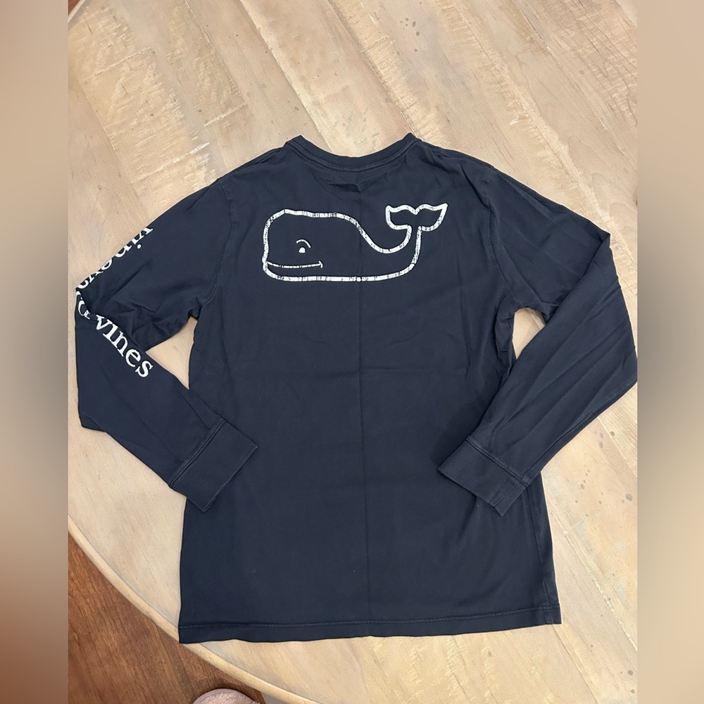 Vineyard Vines boys M (12-14) long sleeve t-shirt